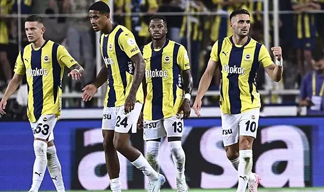 Fenerbahçe evinde Alanyaspor'u 3-0 mağlup etti