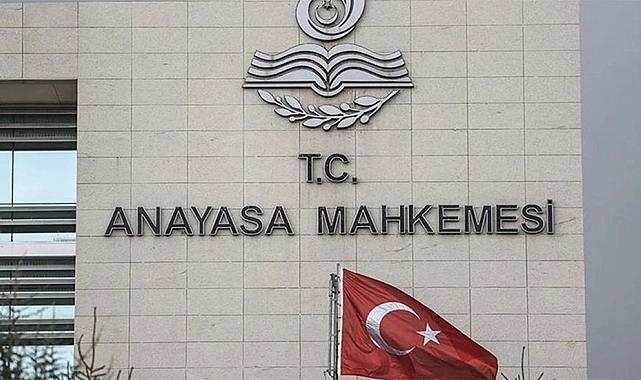 Instagram'ın kapatılması sonrası Anayasa Mahkemesi'nin sitesine de erişilemiyor