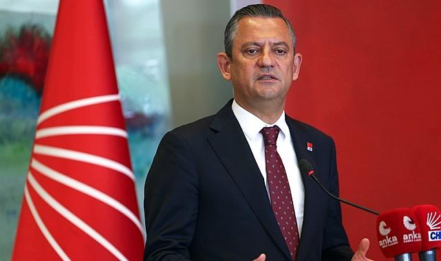 Son Dakika! Özgür Özel'in ayağı kırıldı...
