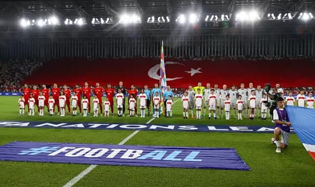 1 yıl hapis yatmıştı! Pedofili suçlusu Gylfi Sigurdsson, Türkiye'ye karşı sahaya çıktı