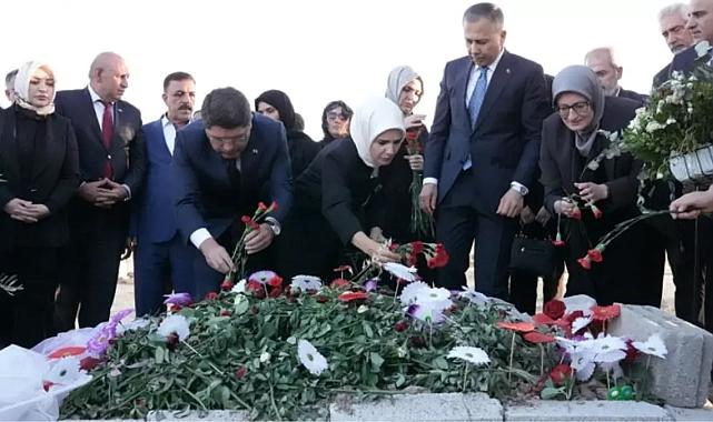 3 Bakandan, Diyarbakır'da Narin'in kabrine ziyaret