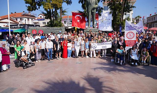 Ayvalık’ta 32."Engelliler Şenliği" Başladı