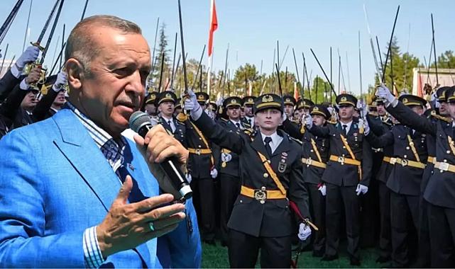 Cumhurbaşkanı Erdoğan'dan teğmenlerin kılıçlı ant içme törenine ilk yorum