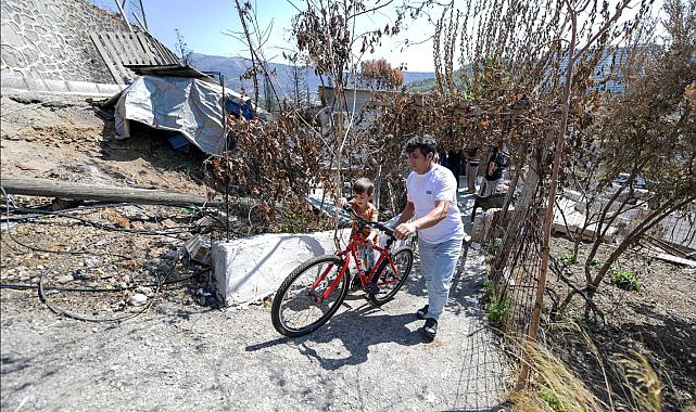 İzmir’de afet sonrası yüzleri güldüren sürpriz