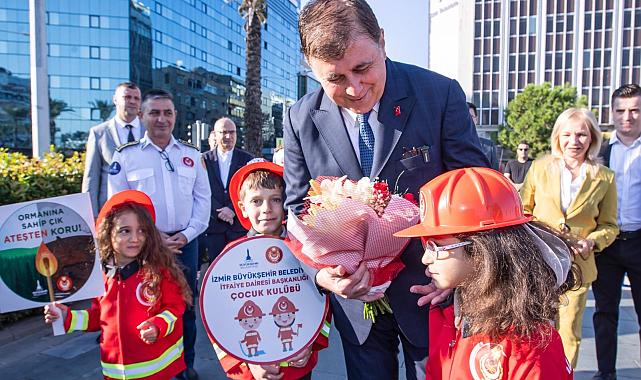İzmir İtfaiyesi İzmir’in gururudur.