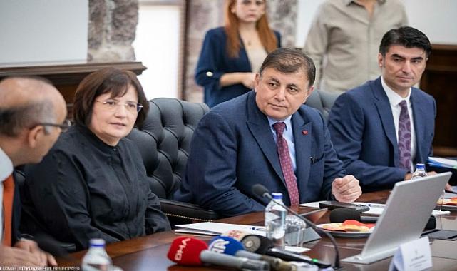 İzmir Körfezi İçin Acil Temizlik Planı Masada