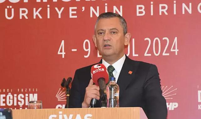 Özgür Özel'den Tüzük Kurultayı'nda çarpıcı açıklama: Genel Başkan dahil tüm milletvekilleri ön seçime katılacak