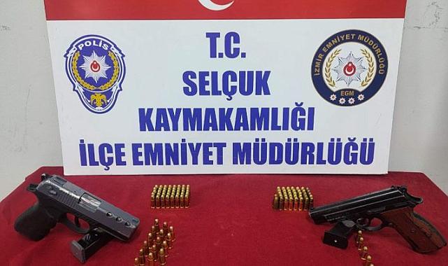 Selçuk Emniyeti’nden Büyük Silah Operasyonu: 4 Şüpheli Gözaltında