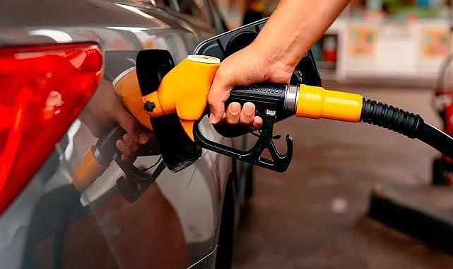 Akaryakıta çifte indirim geliyor