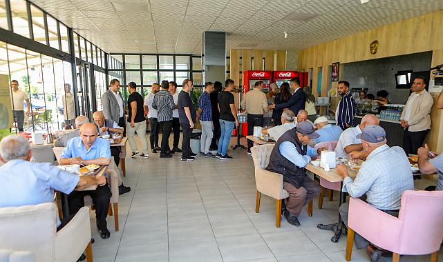 Bayraklı Belediyesi kent lokantalarında "Askıda Yemek" uygulaması başladı