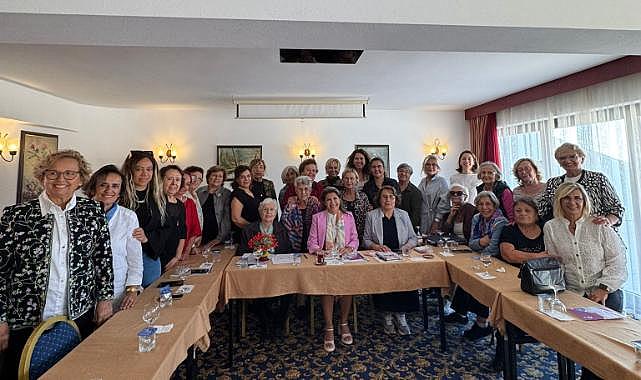 Türk Kadınlar Konseyi Derneği (TKKD) dönemin ilk toplantısını büyük bir katılımla gerçekleştirdi.