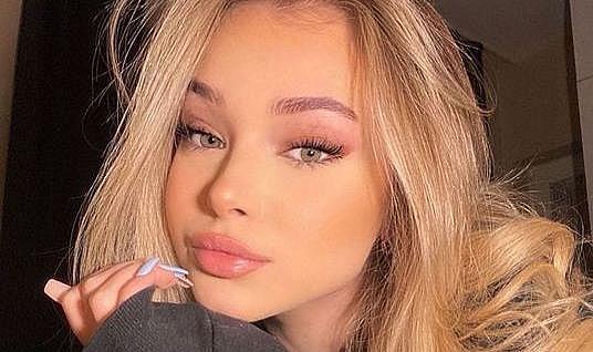 Türkiye&#039;nin kainat güzeli adayı Ayliz Duman oldu