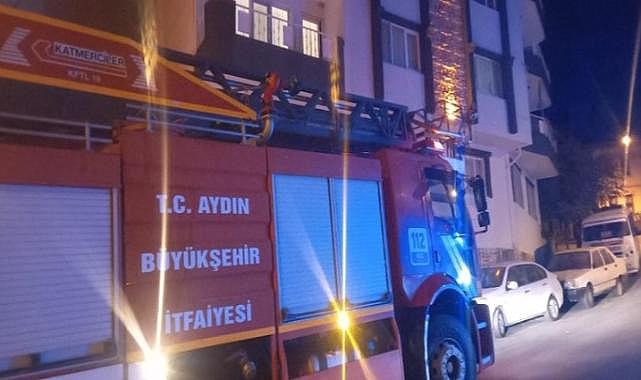 Aydın'da gece yarısı panik anları: Kızları kapıyı açmayınca mahalle ayağa kalktı, itfaiye eve girdi