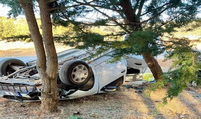 Denizli'de korkunç kaza: Virajı alamayan araç takla attı