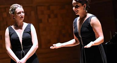 Duo Blanc & Noir Simply Classic konseri büyük ilgi gördü