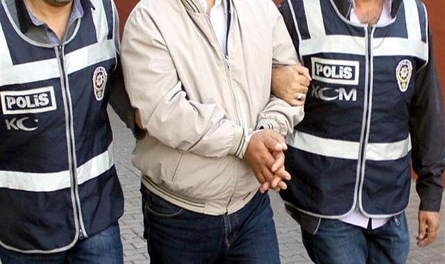 İzmir'de nitelikli dolandırıcılık operasyonunda 5 şüpheli tutuklandı