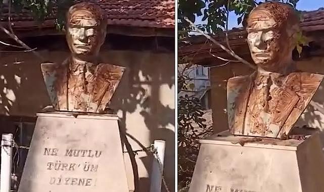 İzmir&#039;de skandal görüntüler! Atatürk büstlerine çuval geçirip dışkı sürdüler