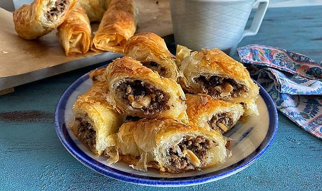 Kıyma yerine sakatat kullandığı iddia edilen 129 yıllık börekçiden açıklama var