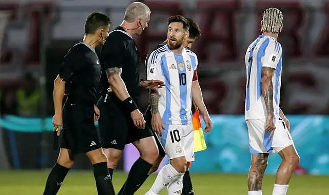 Maçı kaybeden Messi&#039;den hakeme olay sözler: Sen bir korkaksın
