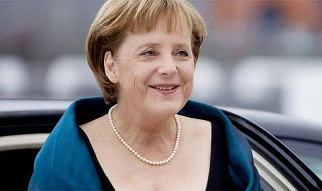 Merkel kendisini çok mutlu eden iki Türk'ü açıkladı
