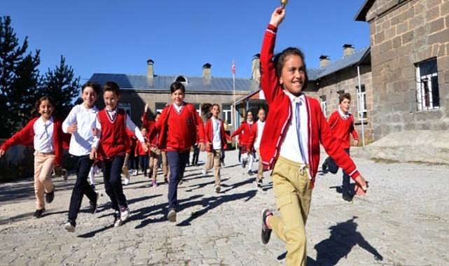 Okullarda 9 günlük ara tatil bugün başlıyor