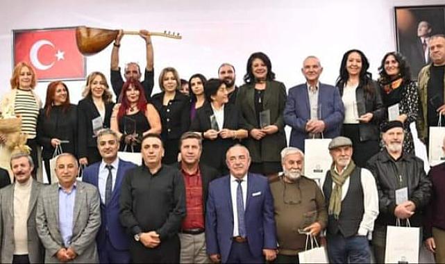 TÜRKİYE VE ULUSLARARASI ŞAİRLER MANİSA’DA BULUŞTU