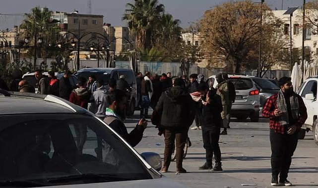 5 günde yüz binlerce Suriyeli yer değiştirdi