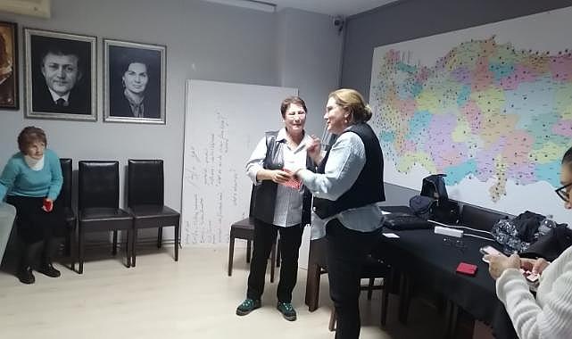 Atatürkçü Düşünce Derneği Karşıyaka Şubesi&#039;nden &quot;Türk Kadınının Siyasal Yaşam Süreci&quot; Etkinliği