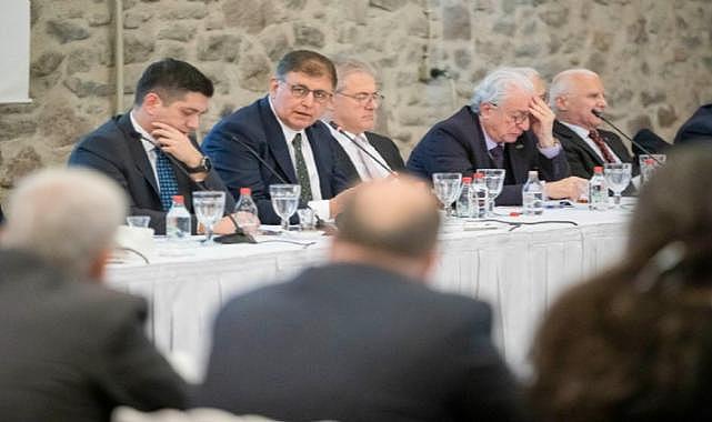 Başkan Tugay'dan iklim çağrısı: İzmir'deki tüm kurumların sürece katılması gerekiyor