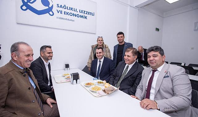 Başkan Tugay kurdeleyi kesti, tanzim satış mağazalarının müjdesini verdi