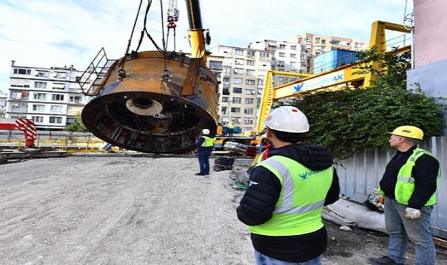 Buca Metrosu'nda çalışmalar devam ediyor: Dev köstebek Şirinyer yönüne kazmaya başlayacak