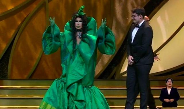 Bülent Ersoy Altın Kelebek 50. Yıl Özel Ödülü’nü aldı: Boşu boşuna yaşıyorum