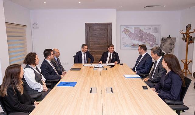 İmzalar tamam, İzmir'in tramvay filosu büyüyor