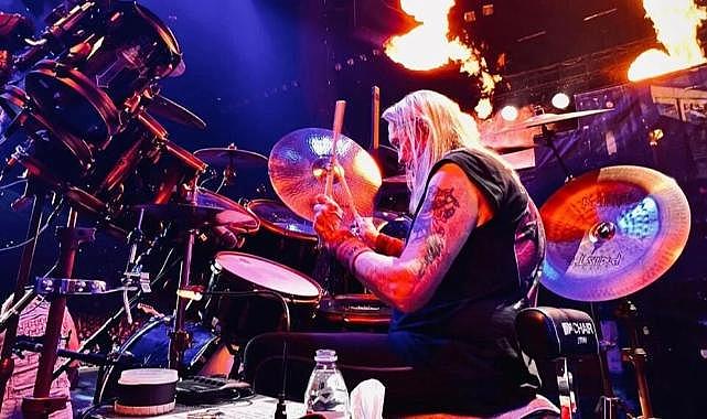 Iron Maiden grubu üyesi Nicko McBrain'den emeklilik açıklaması