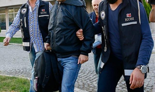 İzmir'de FETÖ/PDY operasyonu: 31 gözaltı