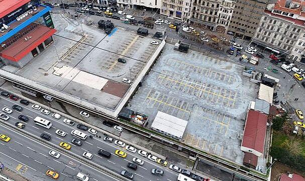 Kolonları çatlayan otopark görüntülendi