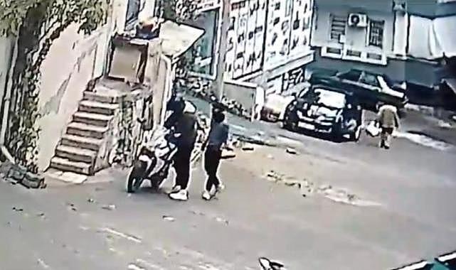 Kuşadası'nda kar maskeli soyguncular güpegündüz ev soymaya kalktı
