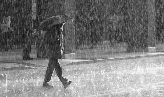 Meteoroloji&#039;den İzmir ve Ege Bölgesi&#039;ne turuncu kodlu uyarı