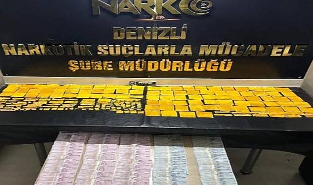 Torbacı 28 bin kişiyi zehirleyecek uyuşturucuyu döşemeye sakladı