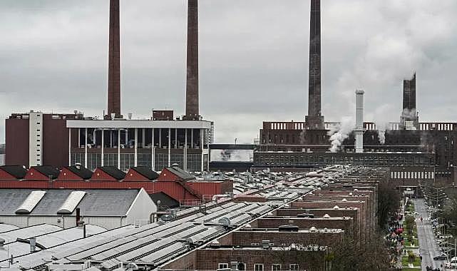Volkswagen Almanya'da 35 bin kişiyi işten çıkaracak