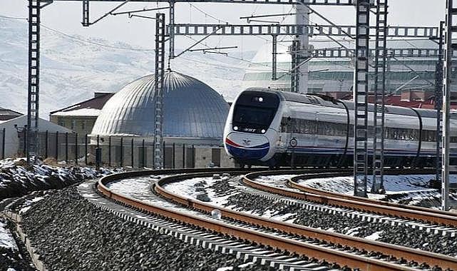 Ankara ile İzmir arasındaki ulaşım süresi 14 saatten 3 saat 30 dakikaya indi