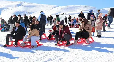 Denizli'de kayak sezonu açıldı