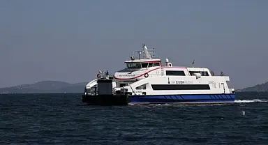 İZDENİZ 15 dakikada bir sefer düzenine dönüyor