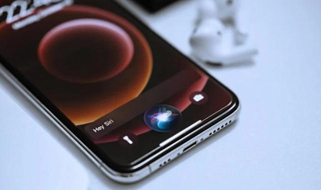 İzmirli avukatlardan Apple'a Siri davası