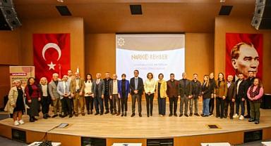 Karabağlar Belediyesi’nin bağımlılık seminerleri yoğun ilgi görüyor