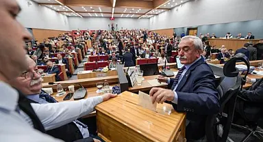 Kentsel dönüşümde hak sahipleri için 12 bin TL’lik kira önergesi