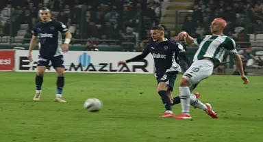 Konya'da 5 gollü düello: Tümosan Konyaspor: 2-Fenerbahçe: 3