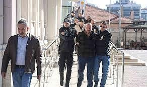 Konya&#039;da çöken binaya ilişkin soruşturmada 6 kişi tutuklandı