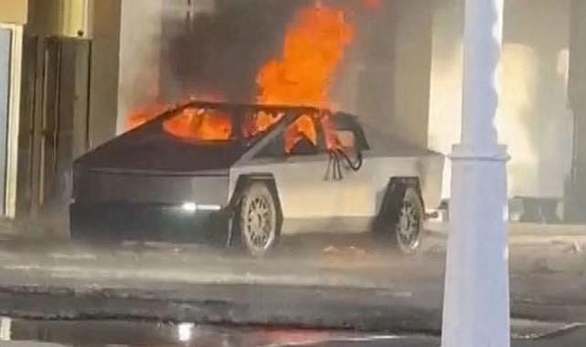 Patlayan Tesla&#039;da not bulunduğu ortaya çıktı: &#039;&#039;Bu bir uyanma çağrısıdır&#039;&#039;
