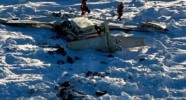 Alaska'da kaybolan uçağın enkazı bulundu: 10 ölü